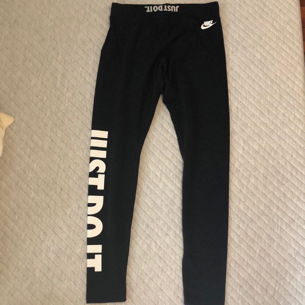 Nike leggings